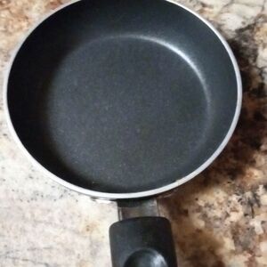 Non-Stick Black Frying Pan